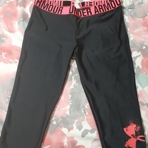 💰💰BOGOFREE UA capri